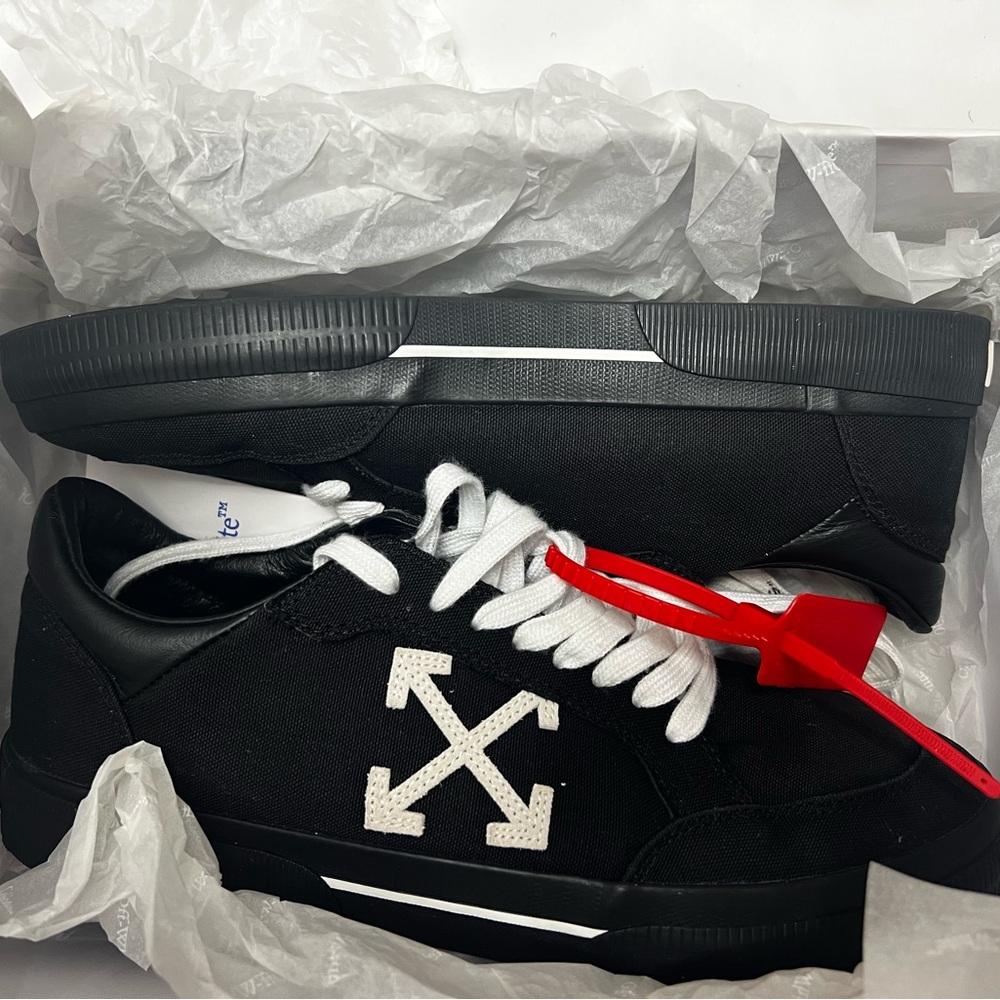 Off-White Black Sneakers with Red Tag